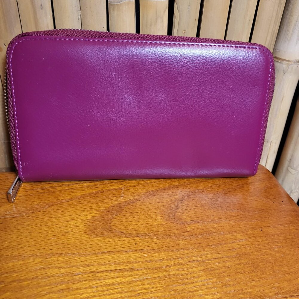 Woman's Wallet Credit Card Holder Phone Clutch Plum - Picture 2 of 4
